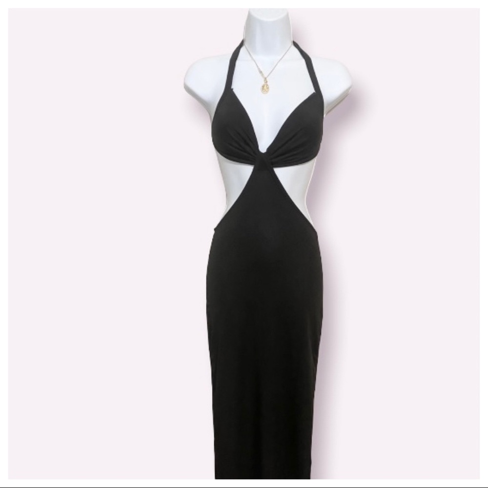 This maxi dress will look amazing on you 😍